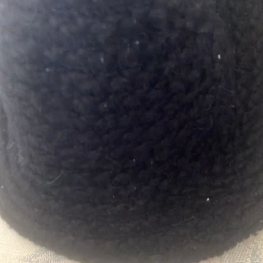 FINAL MARKDOWN Apt 9 knit hat